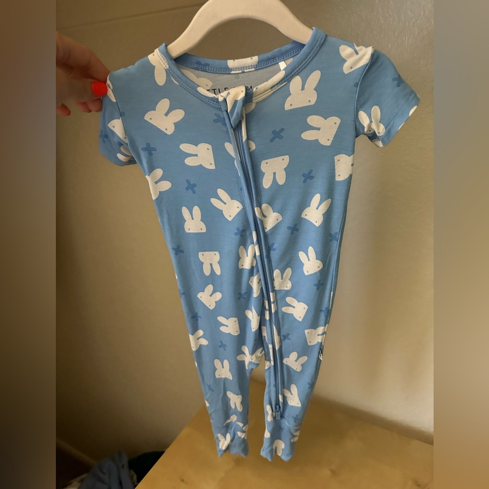 Little Bums Bums (now Bums&Roses) short sleeve romper - bunny Easter